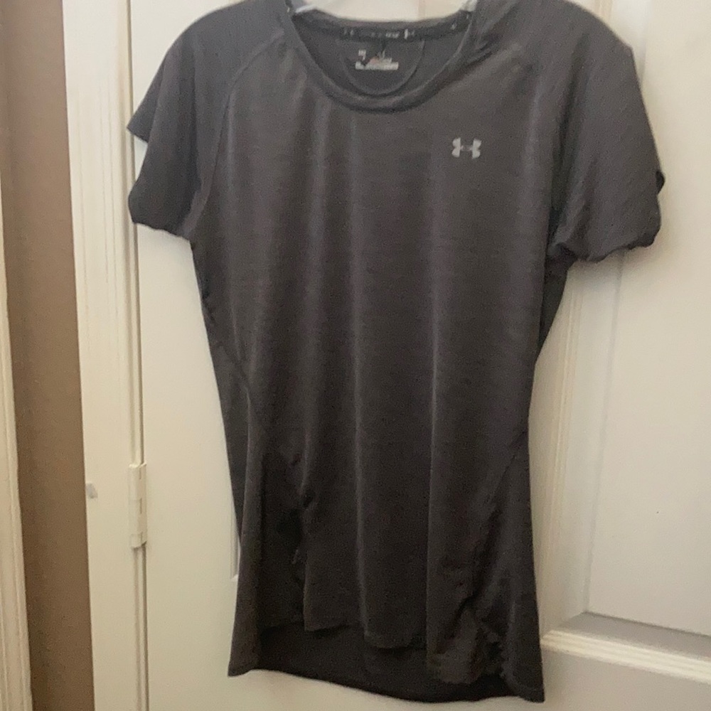 FINAL MARKDOWN Ladies under armour top xs